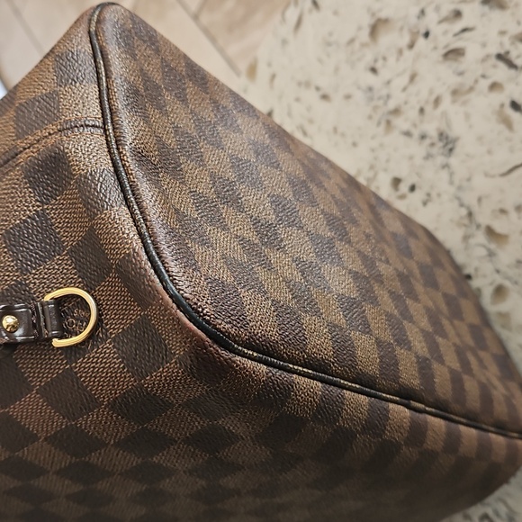 Louis Vuitton Damier Ebene Neverfull - Picture 5 of 16